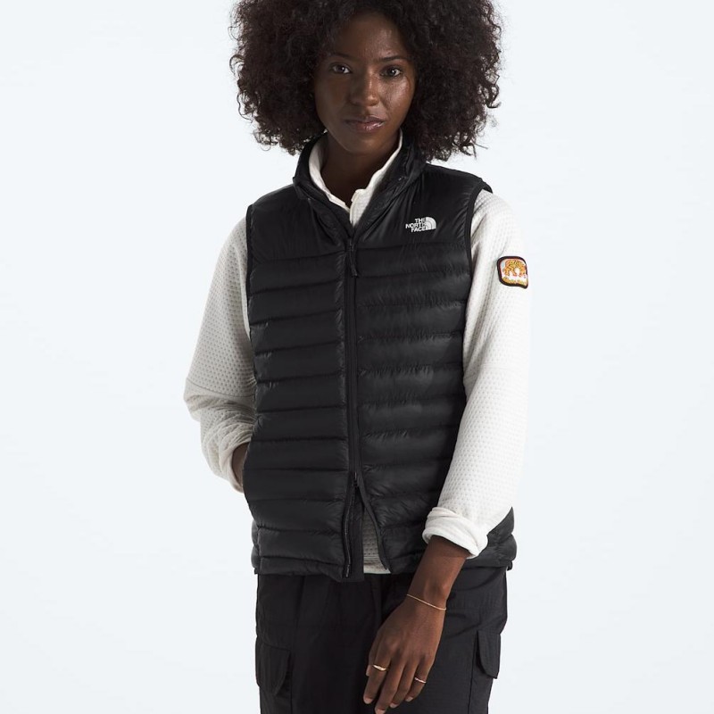 cropped puffer vest outfits